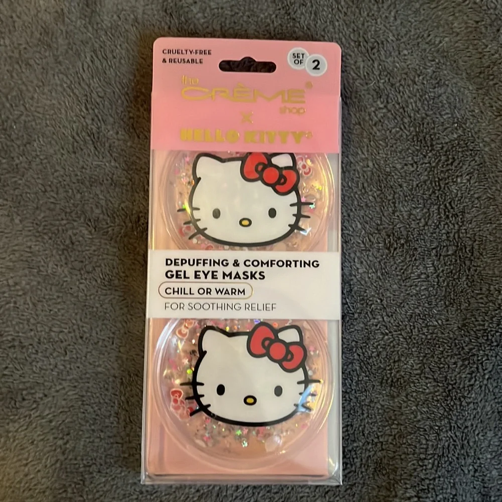 •••HELLO KITTY BUNDLE ••compact mirror, HK gel eye mask and HK 2pack socks